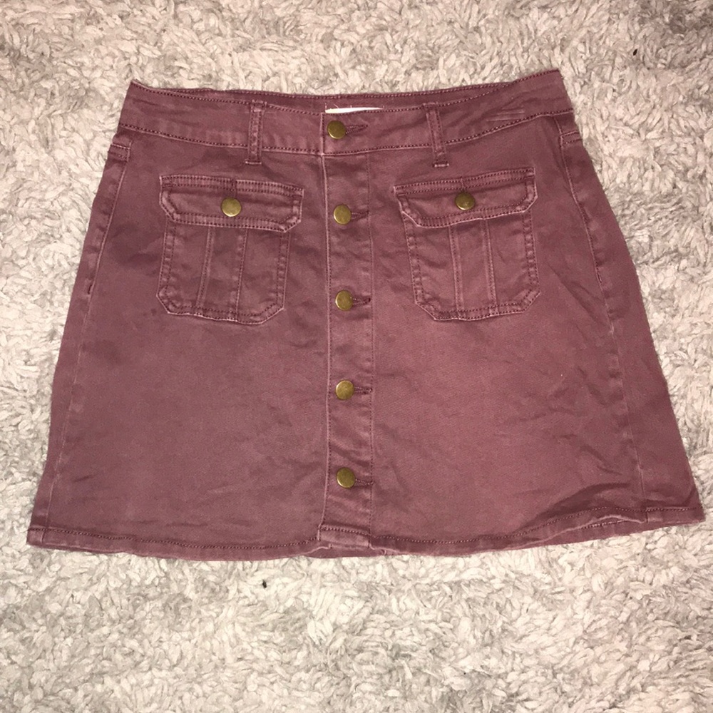 Maroon Altar’d State Size Small NWOT